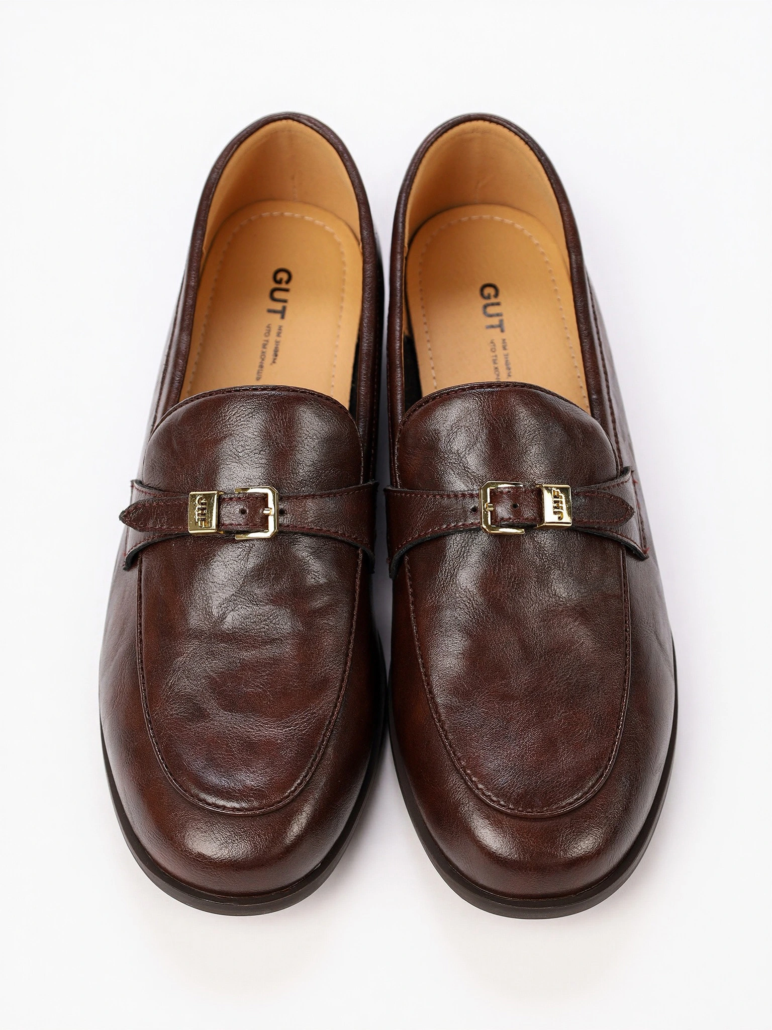 Лоферы бордового цвета на венском каблуке